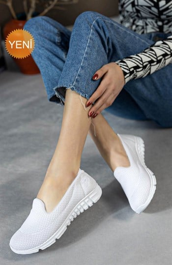 Beyaz Kadın Spor Babet Yürüyüş Ayakkabısı DP23-0201